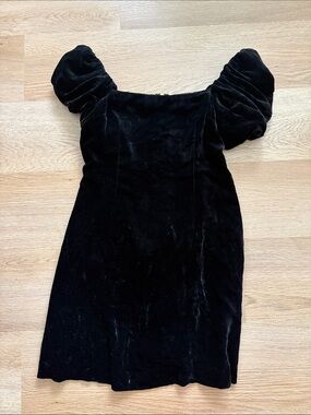 Cara Cara Black Velvet Puff-Sleeve Mini Dress